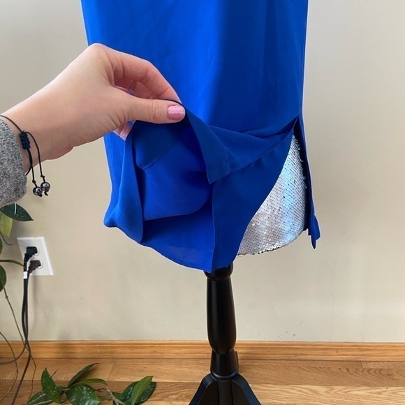 Aritzia Babaton Morris Blouse XS in Cobalt Blue - Picture 13 of 14